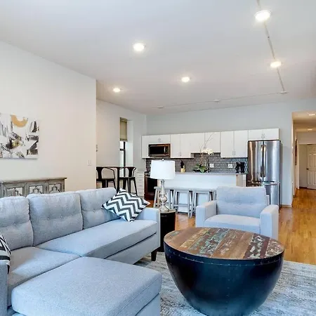 Goose Island Central Downtown Prime Location With Access To Patio Chi - 1